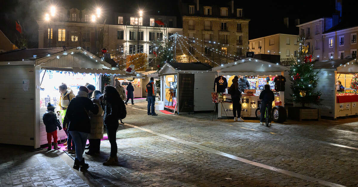 Marché de Noël Chartres C'Chartres Tourisme