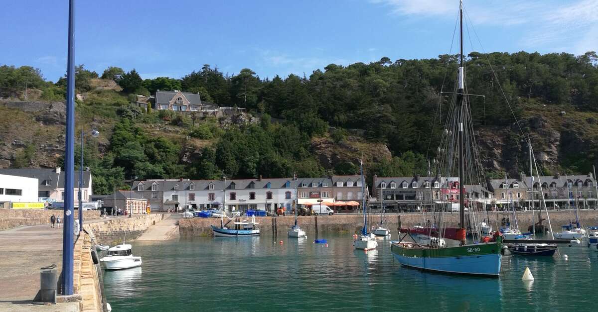 Port d'Erquy Centre Port de plaisance Erquy Office de Tourisme Cap d'ErquyVal André