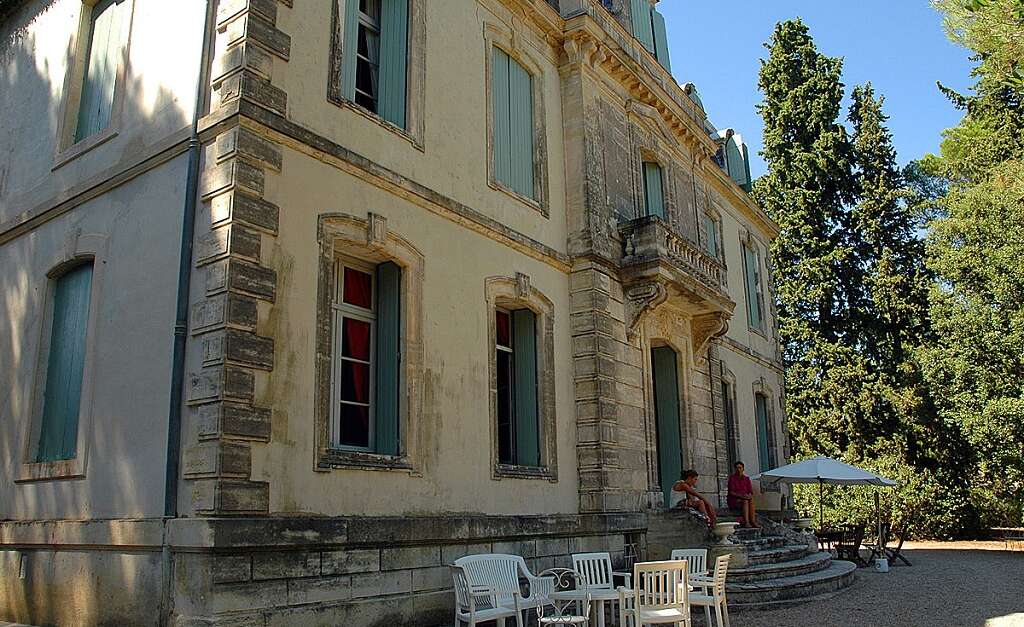 CHÂTEAU DE SAINTE MARTHE Meublés et Gîtes Roujan Pays Haut