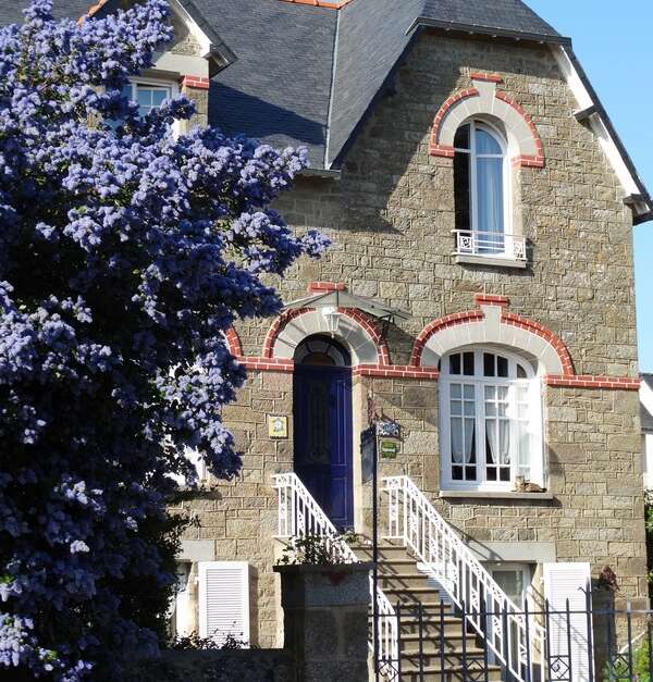 Le Chat Perche Guesthouses Cancale Saint Malo Bay Of Mont Saint Michel Tourism