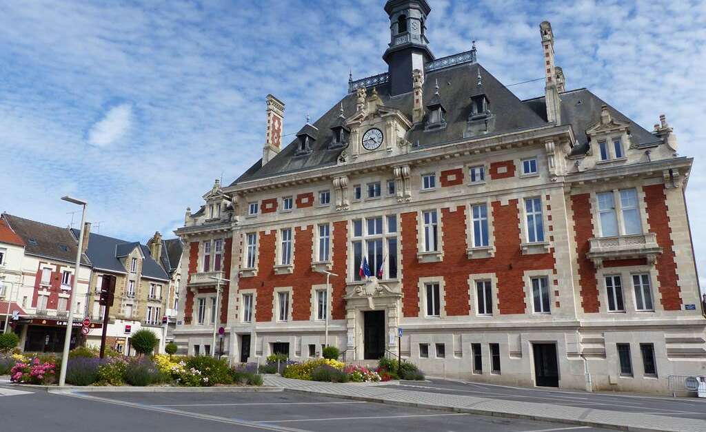 Hôtel de Ville de Rethel Rethel Site officiel du tourisme en