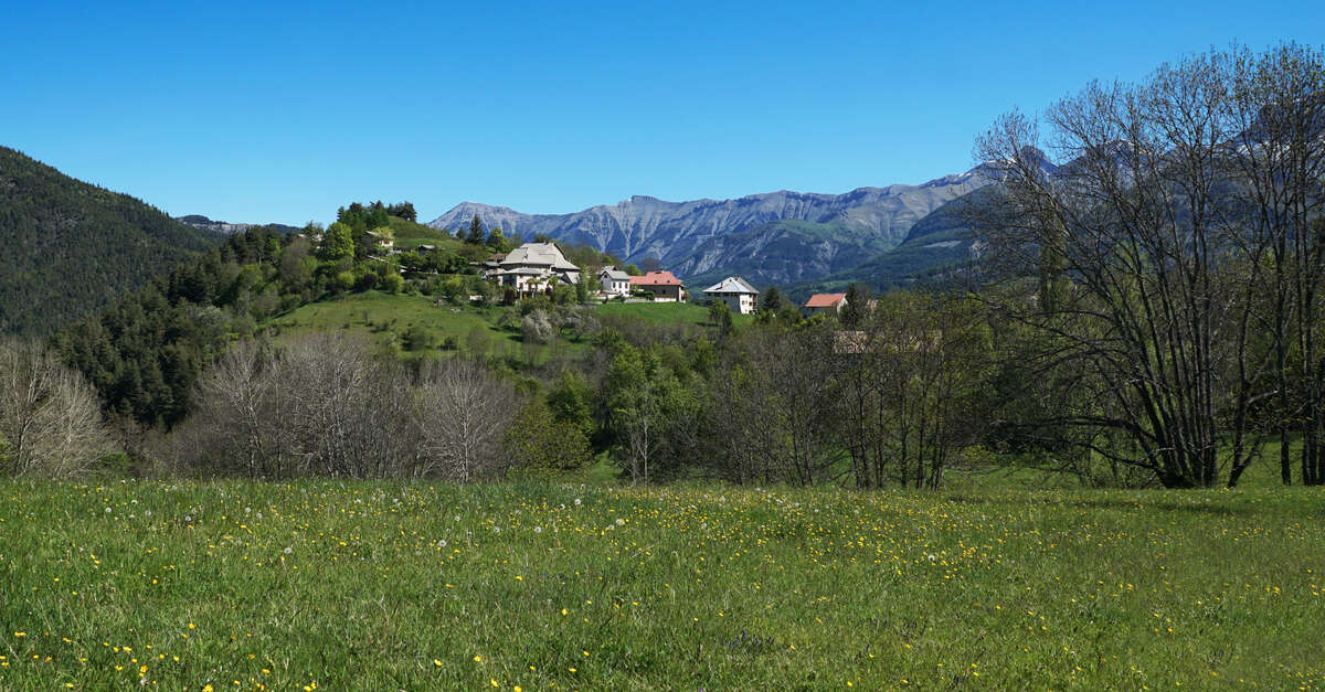 Village de Le (Le ProvenceAlpesCôte d'Azur Tourisme Village de Le (Le ProvenceAlpesCôte d'Azur Tourisme