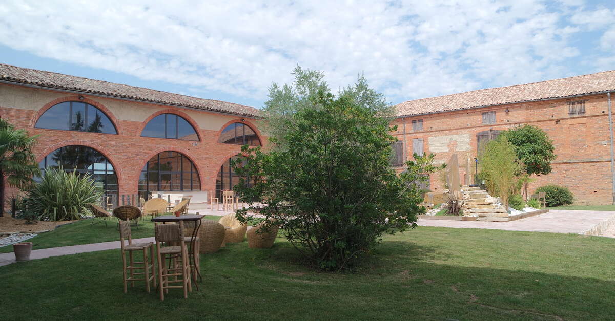 Domaine Saint Nicolas Montech Photos