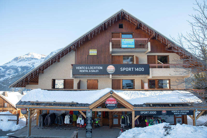 SPORT 2000 Puy Saint Vincent 1400 PuySaintVincent Pays des Écrins Office de Tourisme
