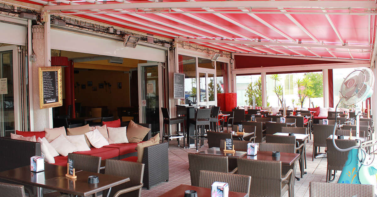 Rio’s Banana Café (Vallauris Golfe Juan) Côte d’Azur France