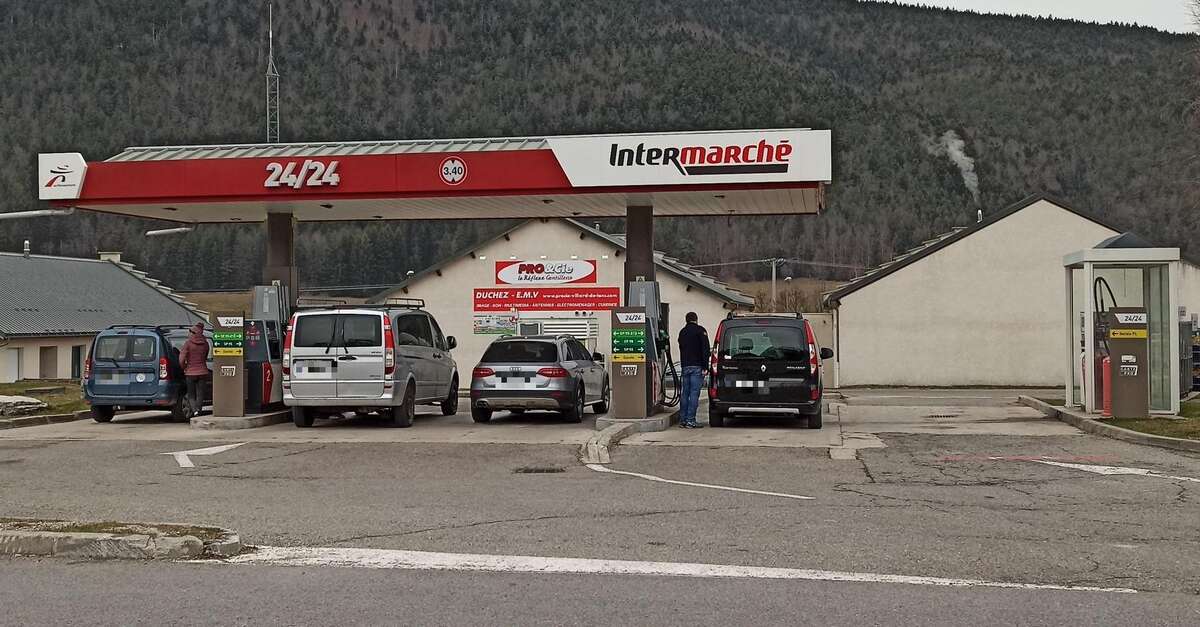 Stationessence Intermarché (VillarddeLans) Office de tourisme de