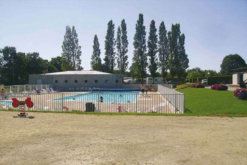Camping Et Gites De Beausejour Saint Samson Sur Rance Photos