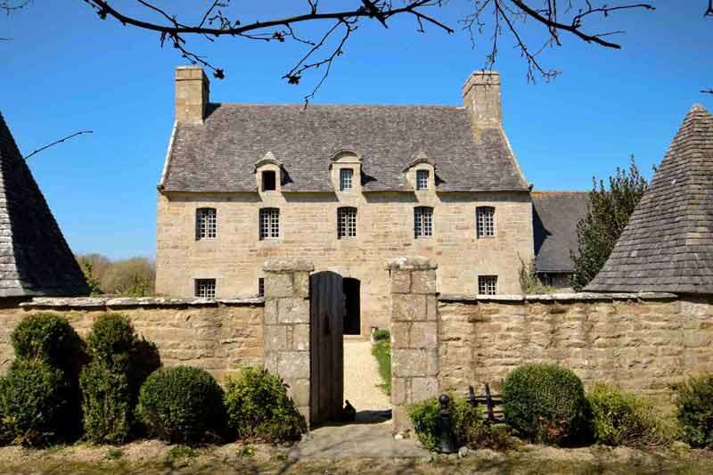 Le Manoir de l’Isle (Ploumilliau) Tourisme Bretagne