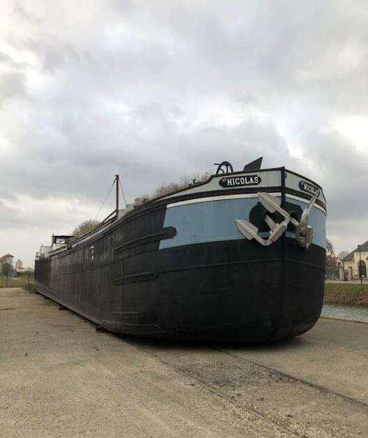 Escapades La péniche SaintNicolas de VitryleFrançois (Vitryle