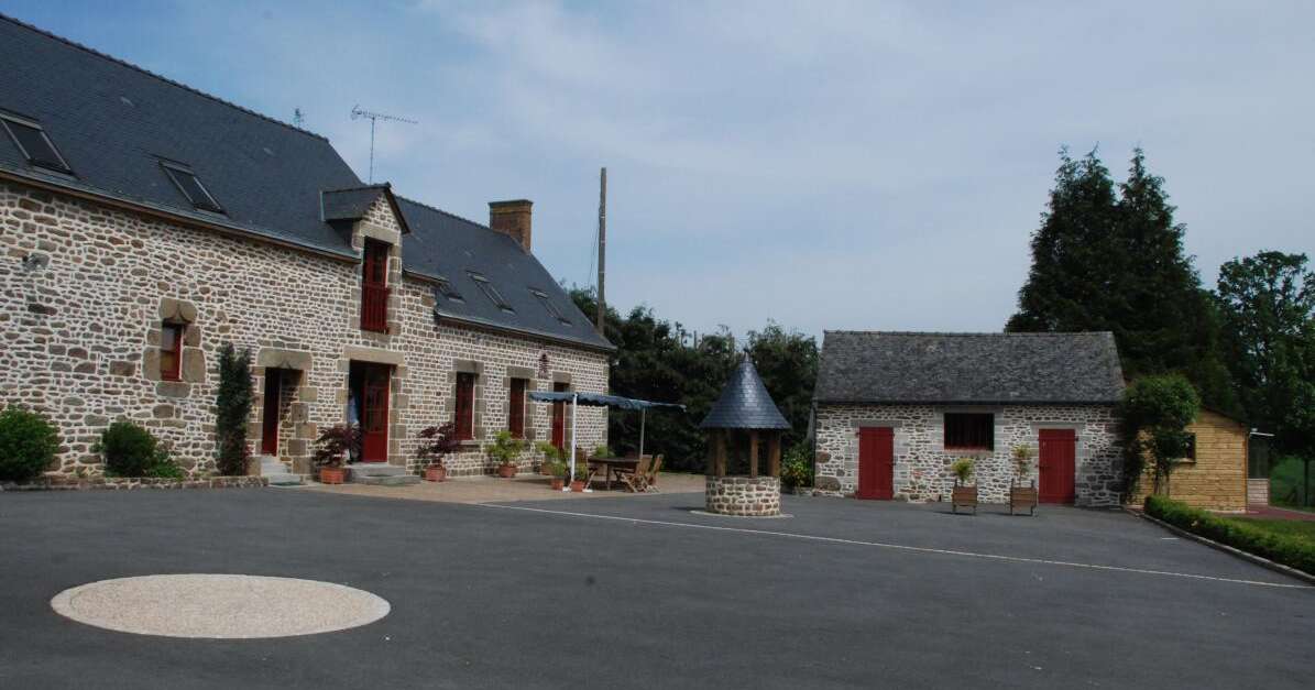 GITE LE PERRAY (SaintDenisdeGastines) Portail du tourisme du