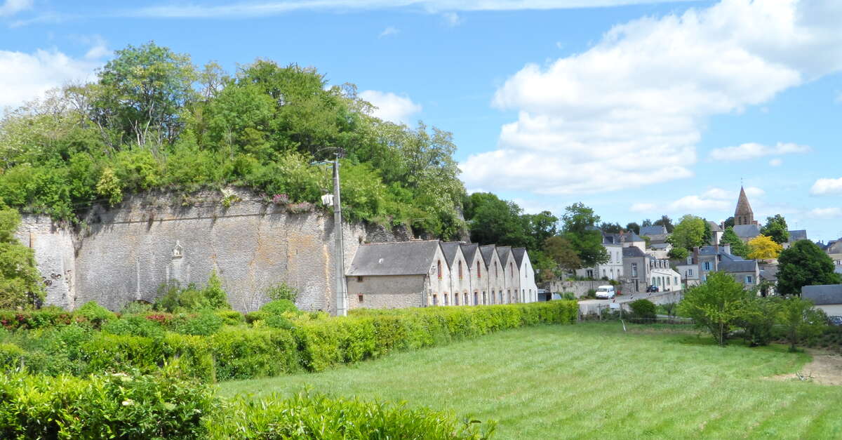Cité De La Mayenne En 5 Lettres