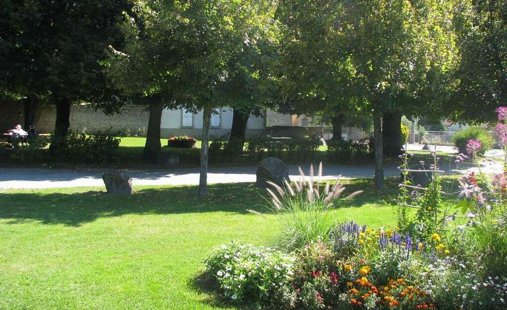 Aire de Camping-Cars Gouzon — photo 2