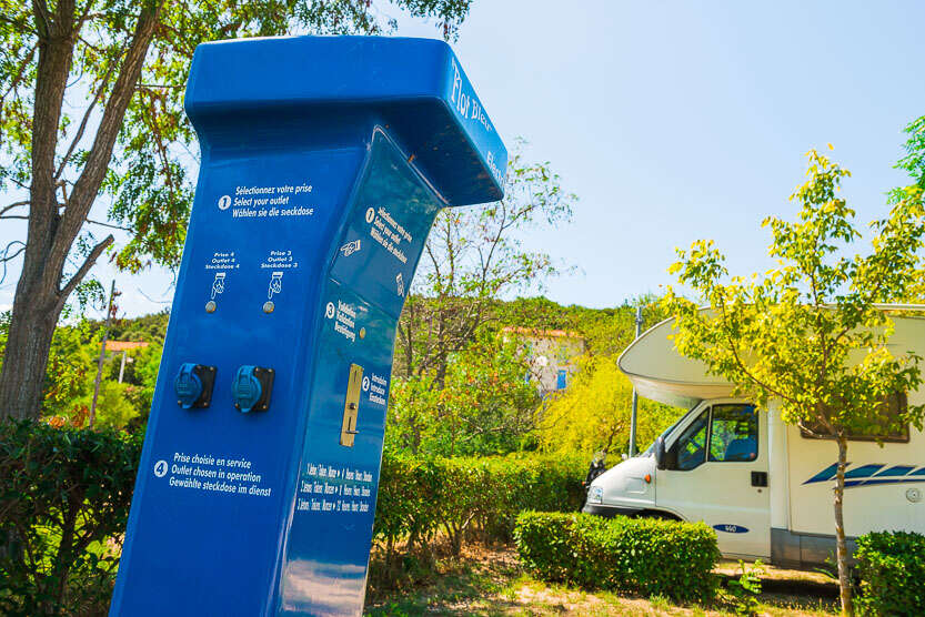 Aire de Camping-Cars Belesta — photo 4