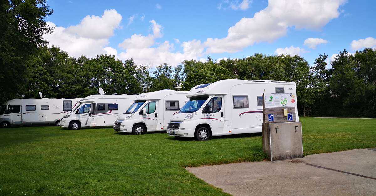 Aire de camping-cars Villiers-Charlemagne — photo 7
