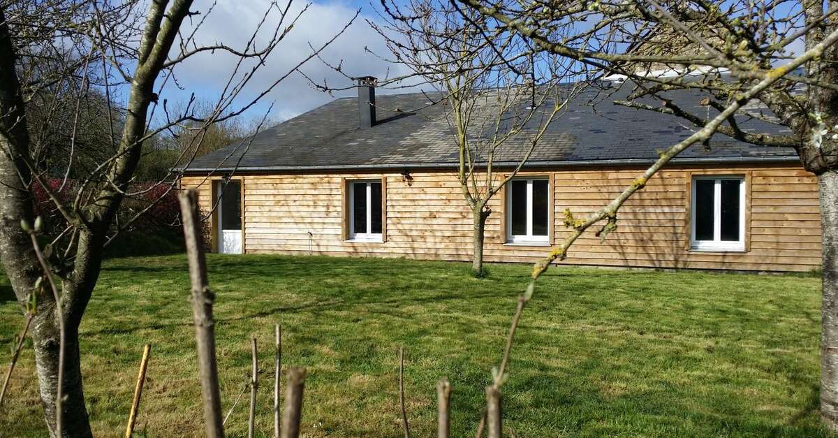 Gite la jarrière (SaintLéonarddesBois) Office de Tourisme des