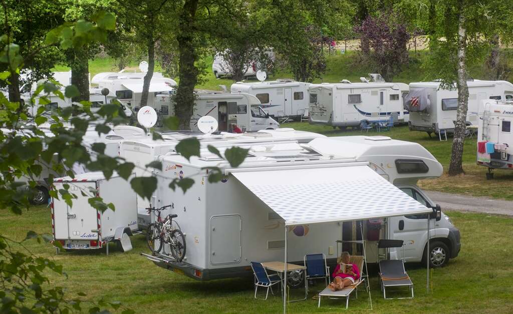 Aire d'accueil camping-car d'Auphelle — photo 4