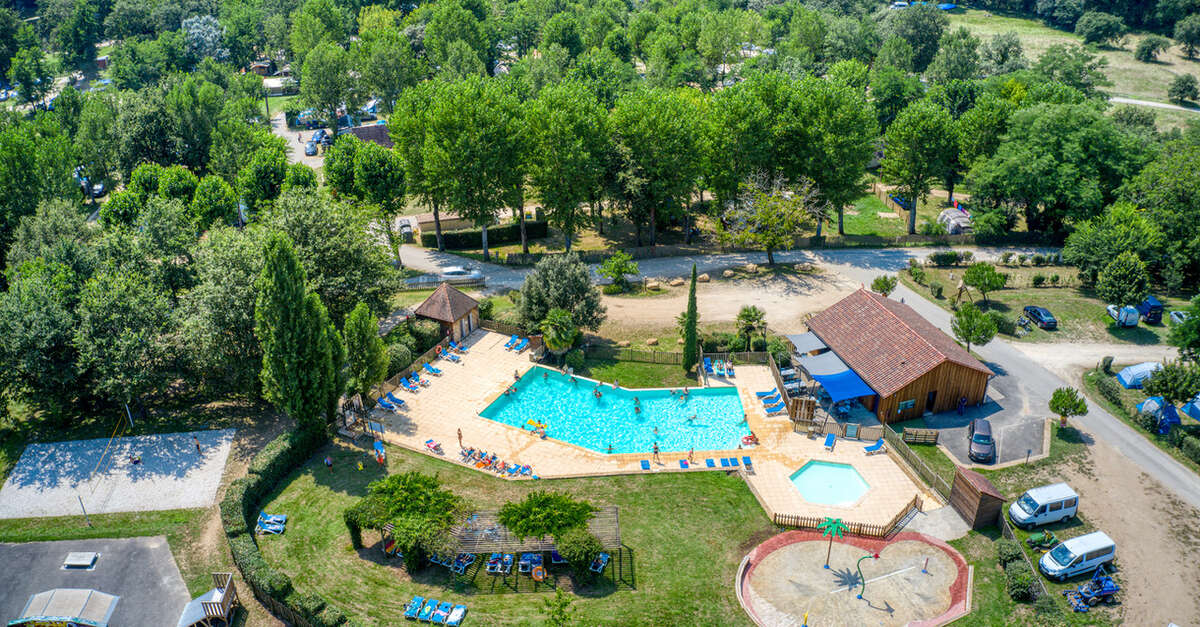 Camping le Rocher de la Cave (Carsacaillac) Dordogne Périgord Tourisme Camping le Rocher de la Cave (Carsacaillac) Dordogne Périgord Tourisme