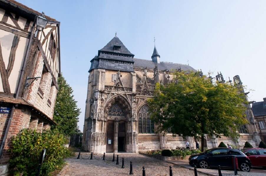 Eglise Notre-Dame des Arts (Pont-de-l’Arche) | Office de Tourisme Seine ...