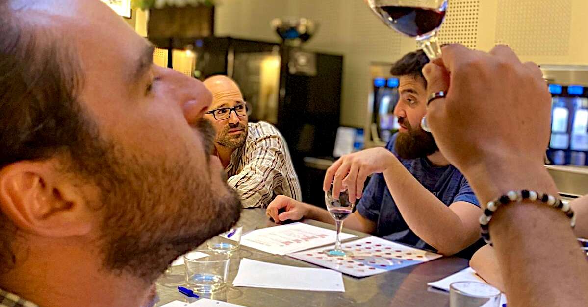 ATELIER DE DÉGUSTATION DE VINS FRANÇAIS À MONTPELLIER