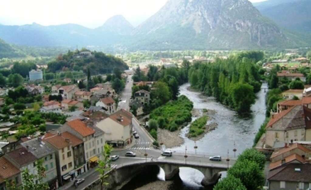 Tarascon sur Ariège et Banat TarasconsurAriège Office de Tourisme