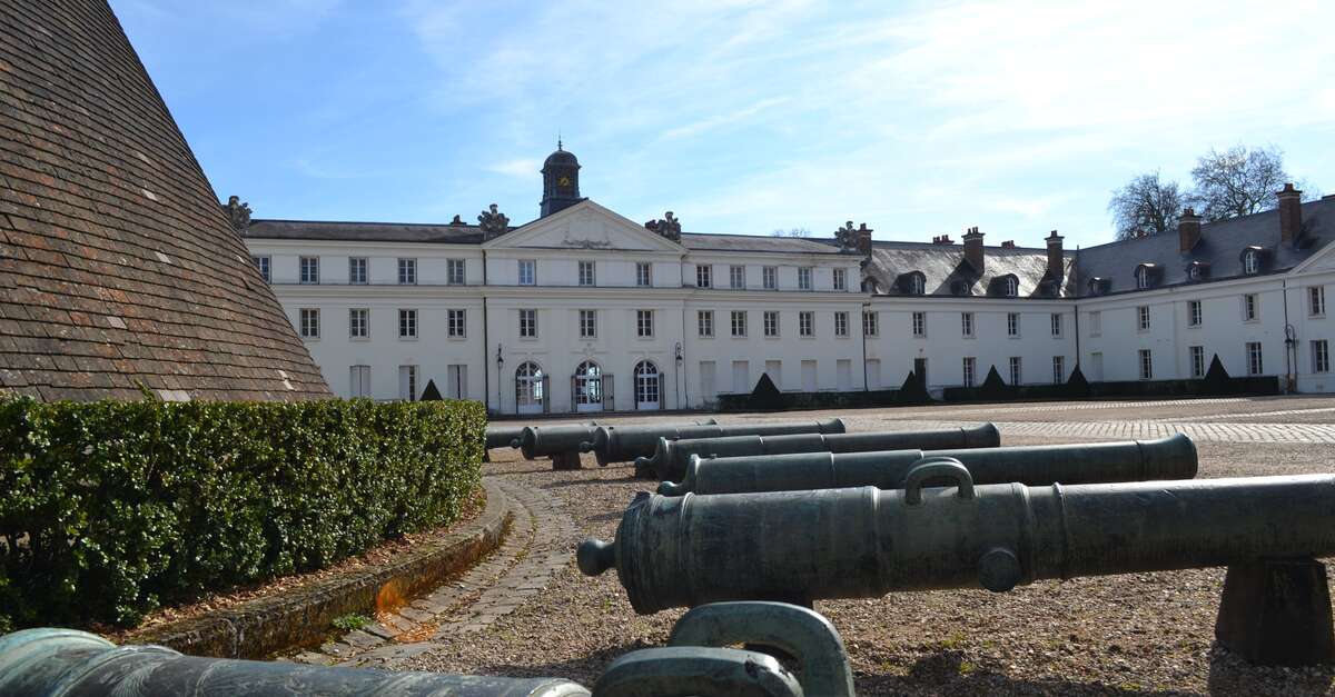 Château De La Verrerie (le Creusot) 