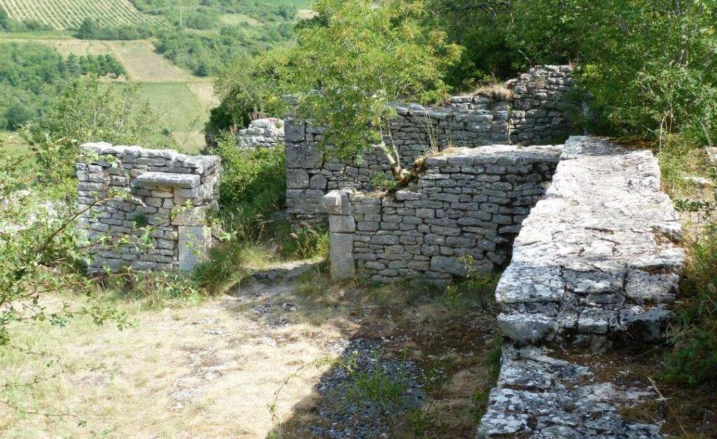 SAINTROMAIN Ville SaintRomain Beaune et le Pays Beaunois Tourisme