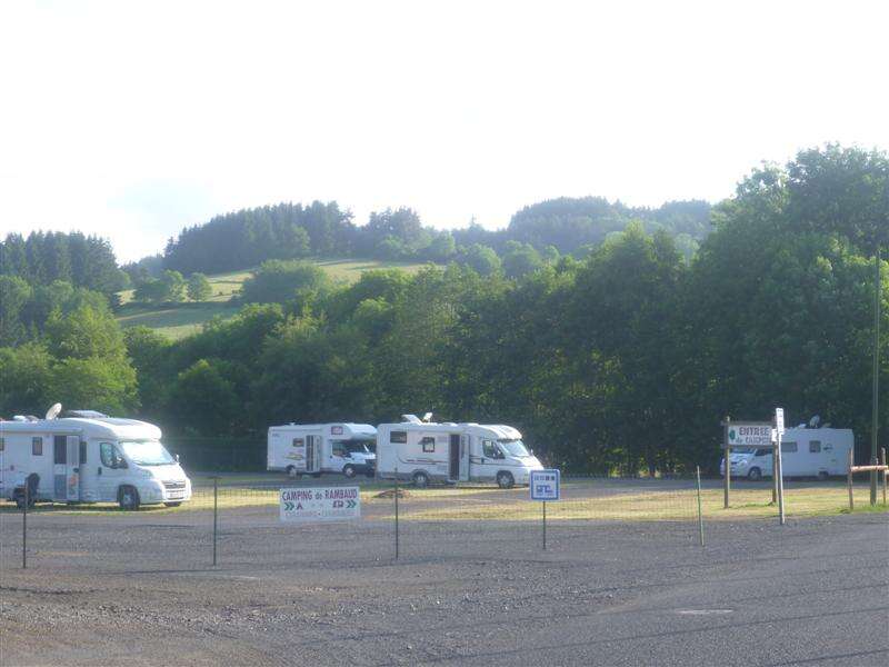Aire de camping-cars de Saint-Anthème — photo 2