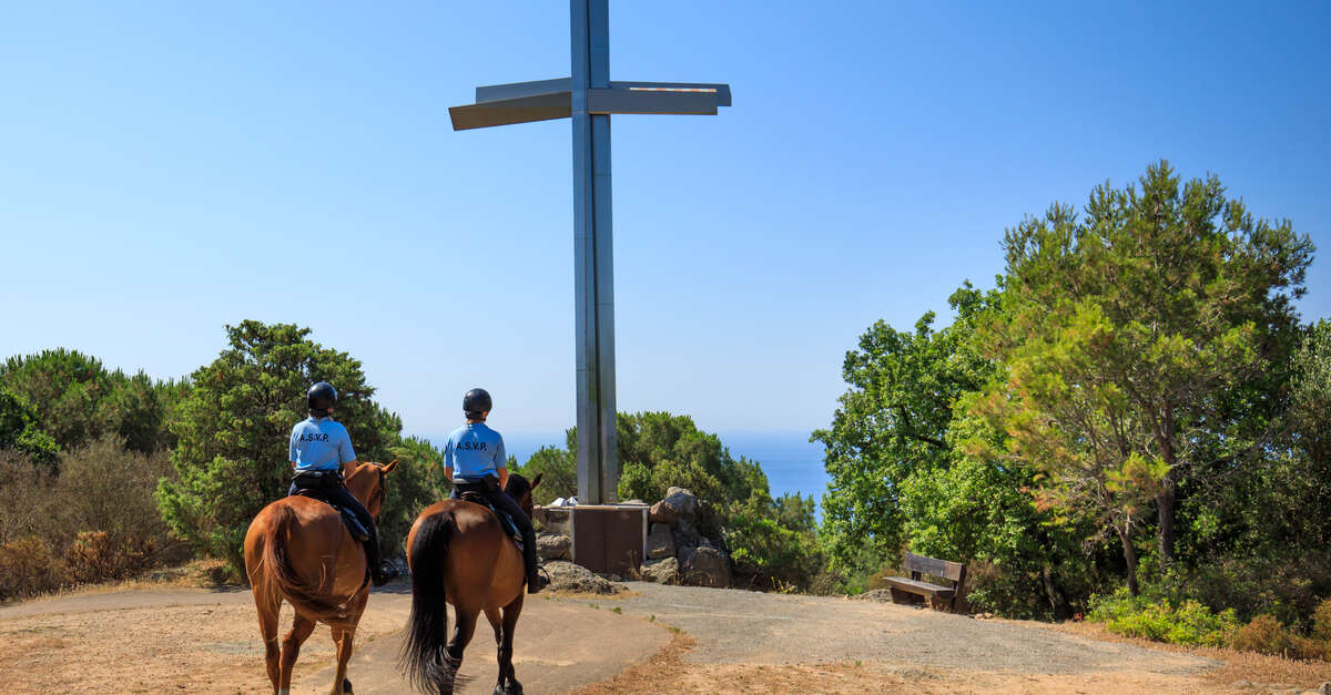 La Croix des gardes (Cannes) ProvenceAlpesCôte d'Azur Tourisme