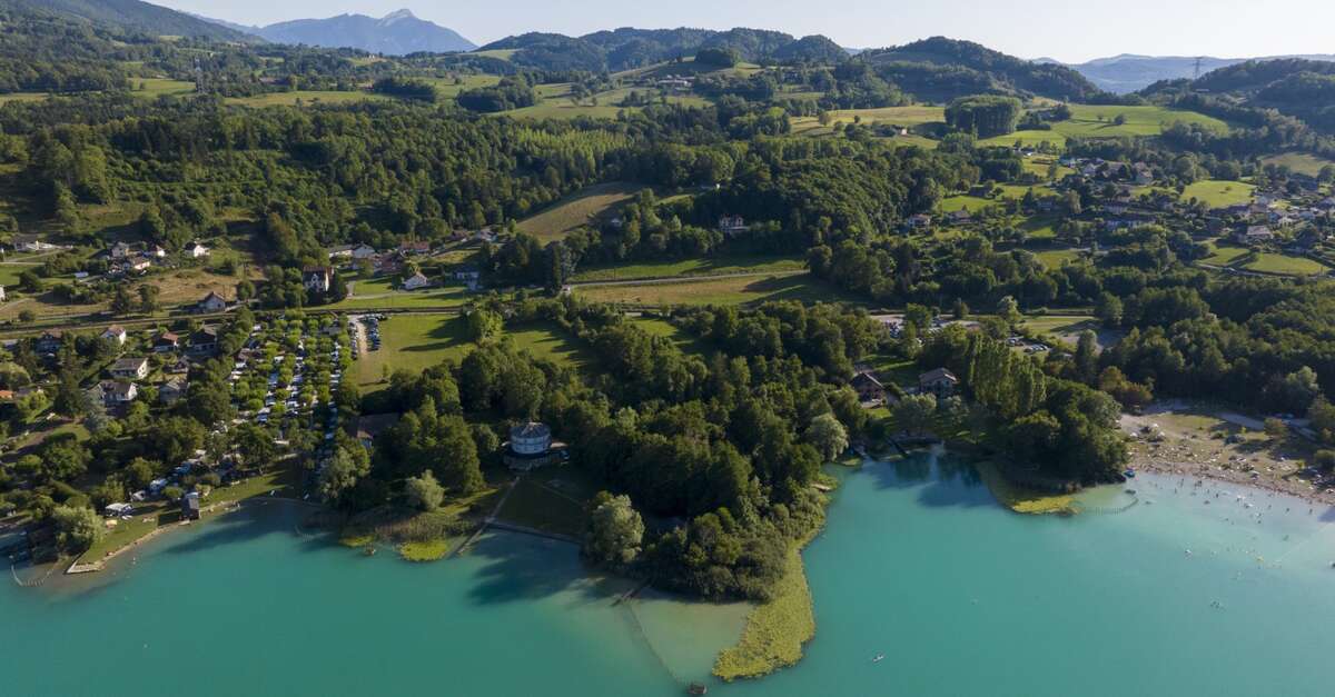 Huttopia Domaine du Lac (Lpin-le-Lac) | Official website of the Chartreuse  in Savoie and Isre, in the heart of the Rhone Alpes: accommodation and ski  holidays, hiking