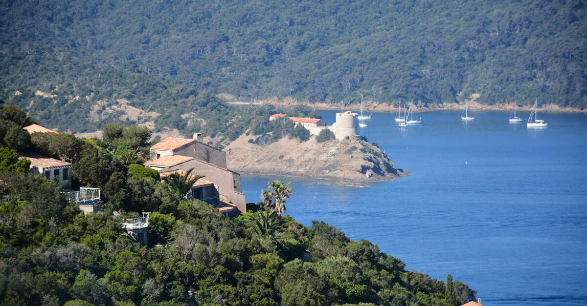 Port Man Fort Hy res Provence Alpes C te D Azur Tourism
