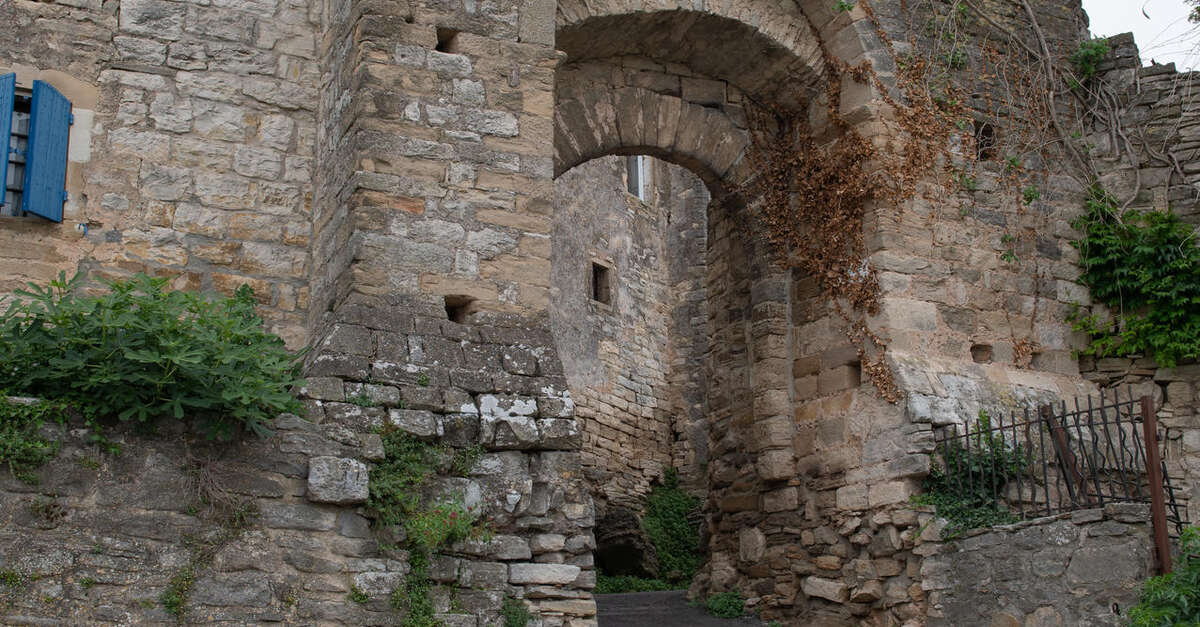 le-portalet-de-st-maurice-de-cazevieille-saint-maurice-de-cazevieille