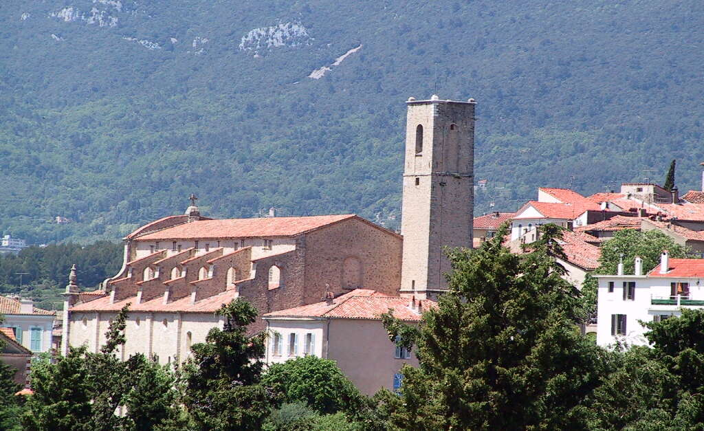 EGLISE ST JEAN BAPTISTE (Fayence) | Provence-Alpes-Côte D'Azur Tourism