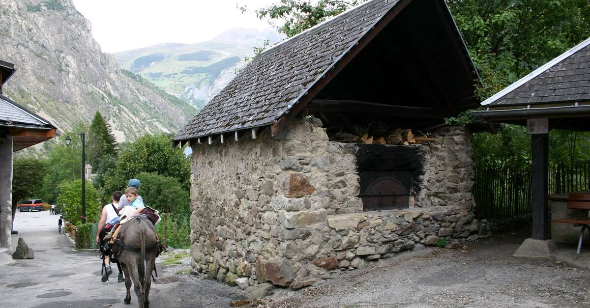 Randonnée Balade vers la Danchère (Vénosc) Office de tourisme des 2 Alpes, vacances et Randonnée Balade vers la Danchère (Vénosc) Office de tourisme des 2 Alpes, vacances et
