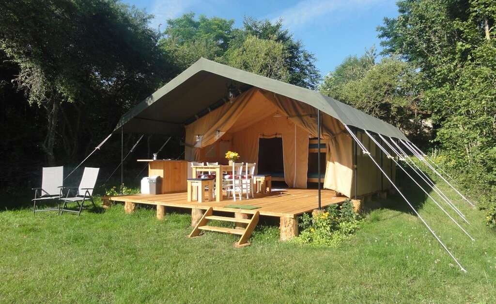 Camping La Chassagne (Ronnet) | Vallée coeur de France Tourist Office