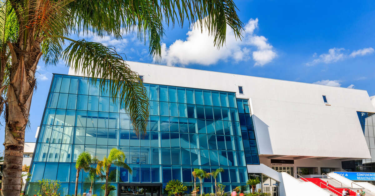 Palais des Festivals et des Congrès de Cannes (Cannes) | Cannes Ticket ...