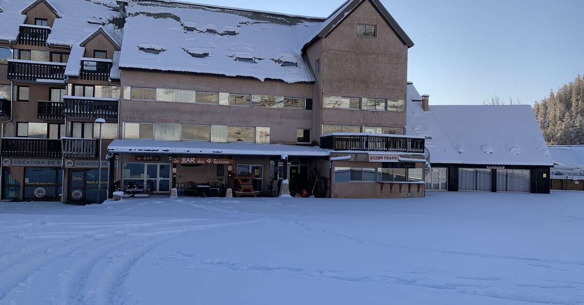 Bar Restaurant Le Balcon des Ecrins (Réallon) | Provence-Alpes-Côte d ...