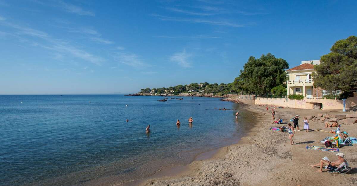 Plage de la Péguière (Saint-Raphaël) | Destination Côte d'Azur