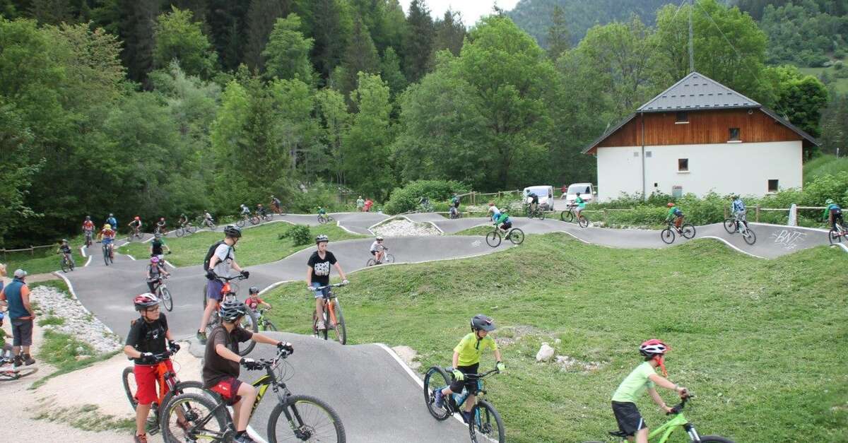 Chartreuse Bike Park Pumptrack (SaintPierredeChartreuse) Site