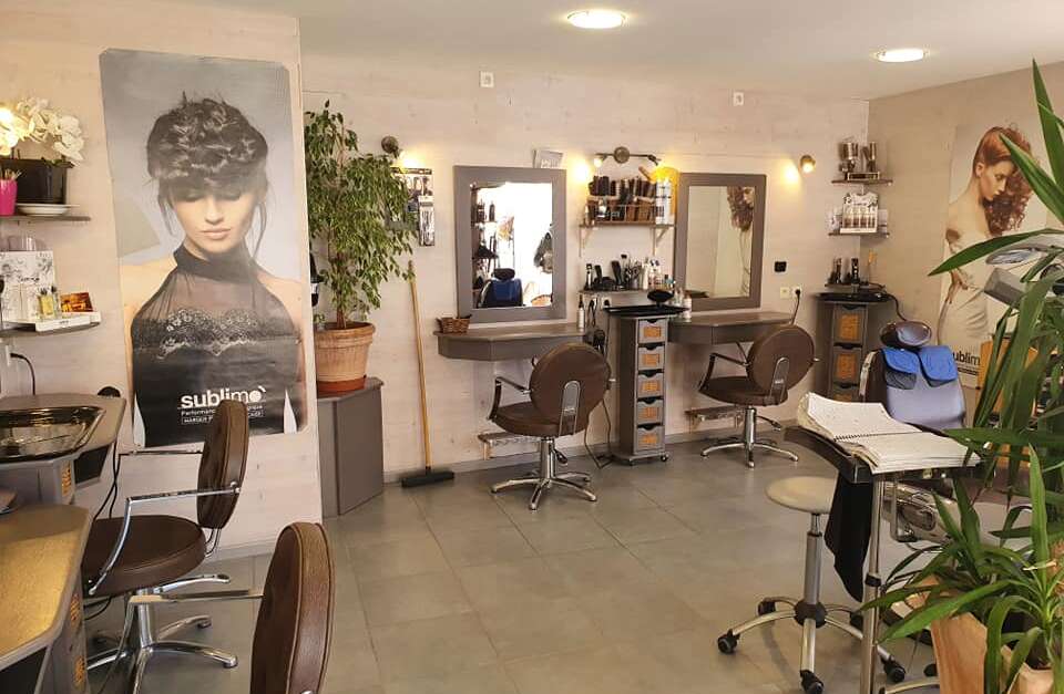 Chez le coiffeur (Saint-Bonnet-en-Champsaur)