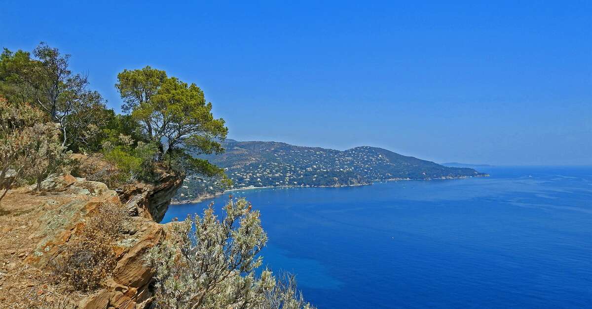 Randonnée au Lavandou Les Balcons de Cavalière Rayol Canadel sur Mer Côte dAzur France