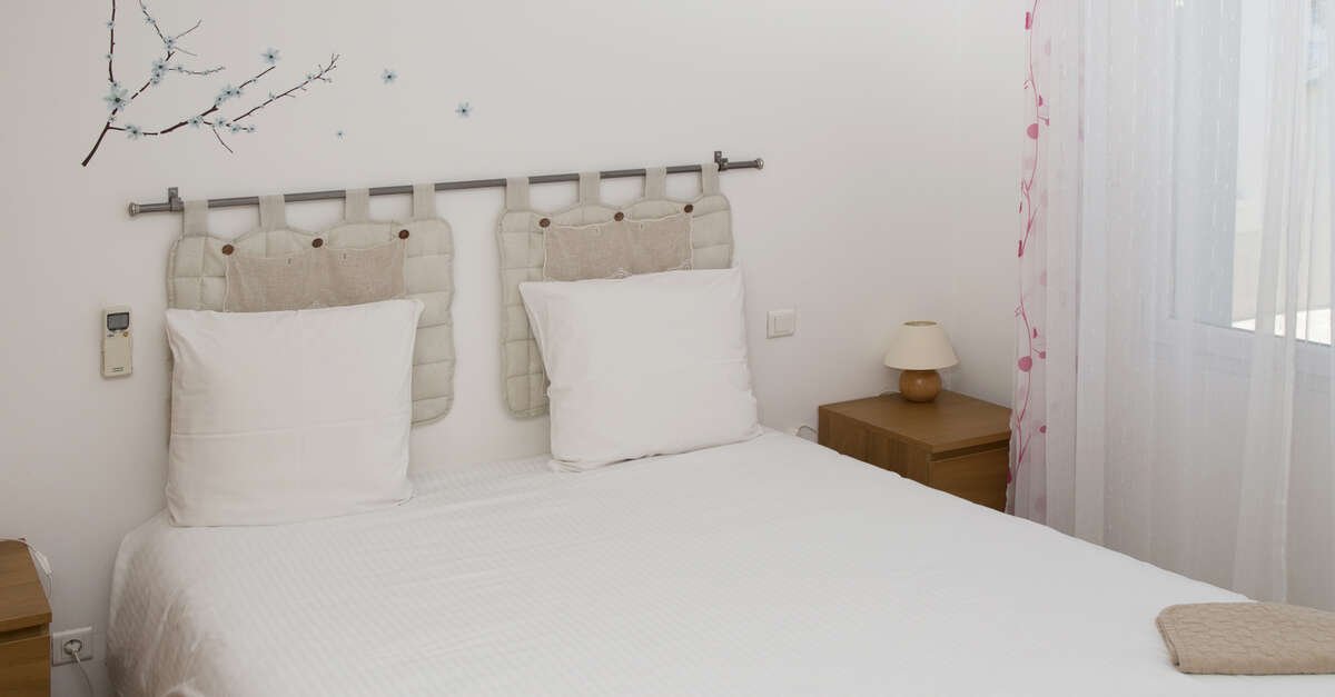 HôtelRésidence La Transhumance (SaintMartindeCrau) Office de