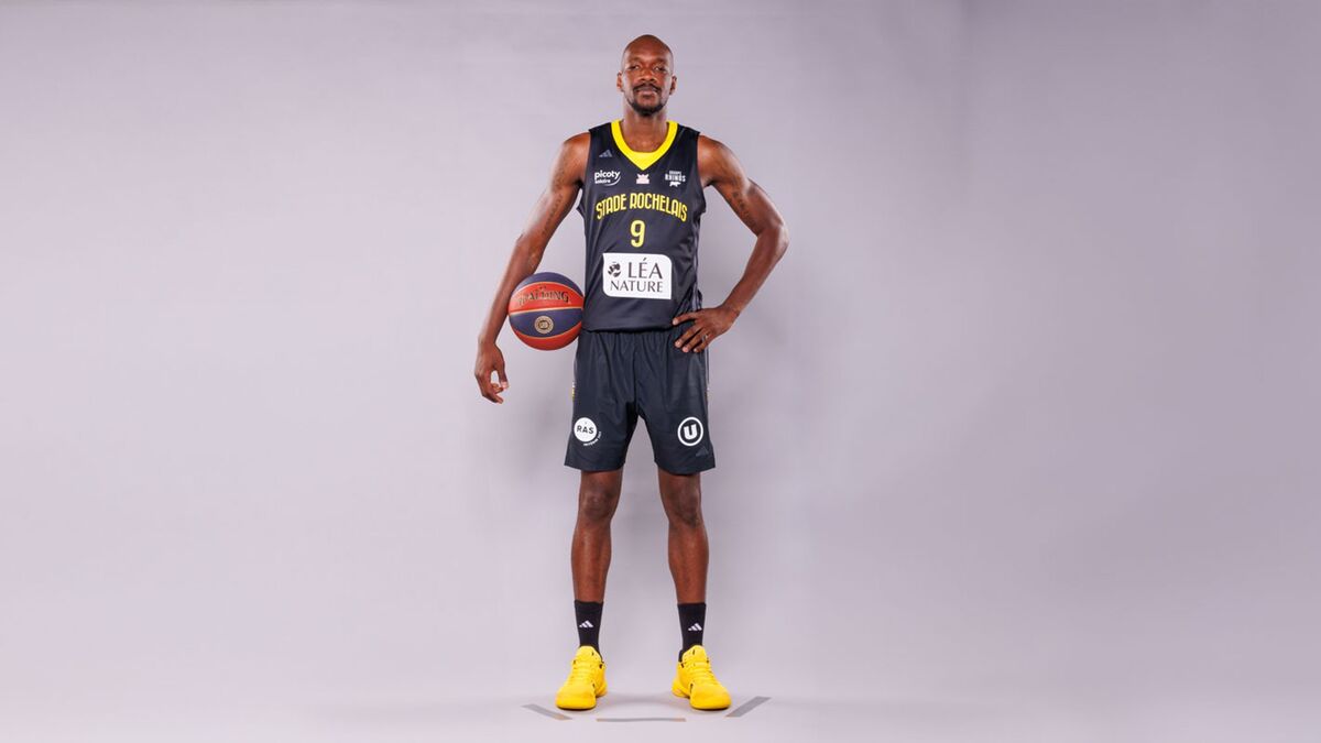 Tunique 2025-2026 : découvrez les nouveaux maillots !