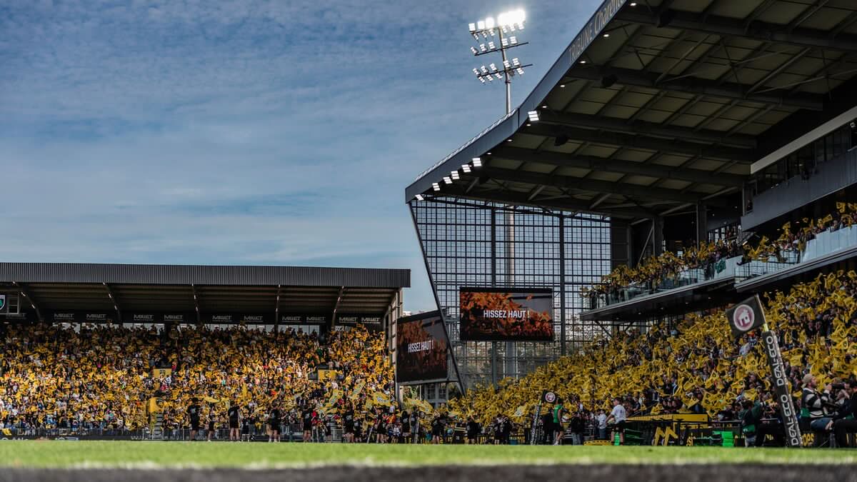 Face à l'UBB, ouverture des portes à 12h00 ! 