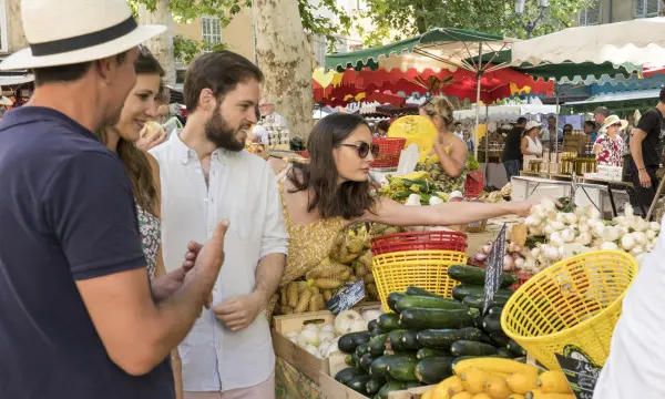 Marchés et villages du Luberon