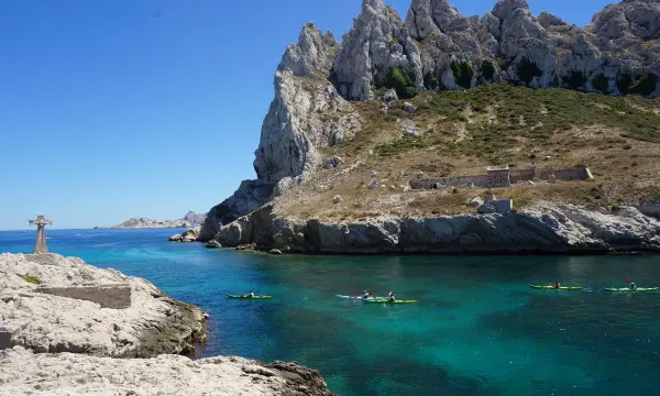 Discovery day: The Calanques by sea kayak.