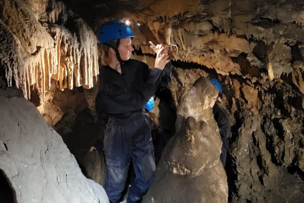 Caving half-day - Castellet