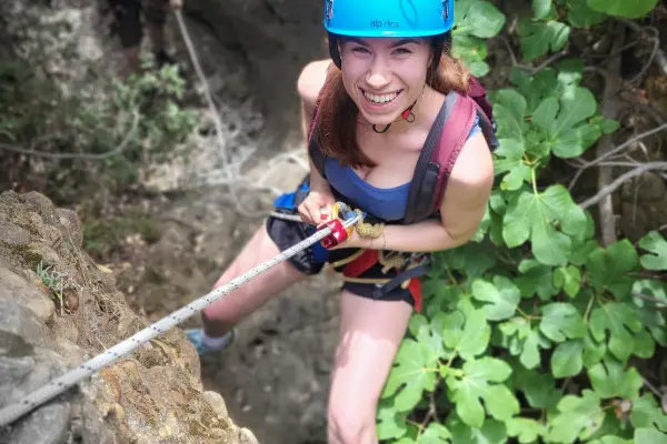 Dry canyoning via corda Full-day - La Ciotat