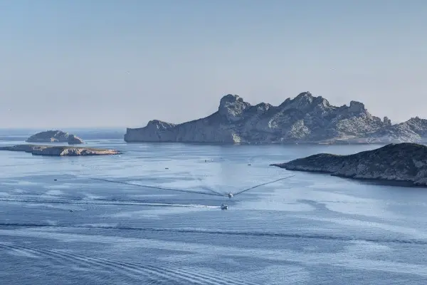 Catamaran sailing trip in Calanques National Park