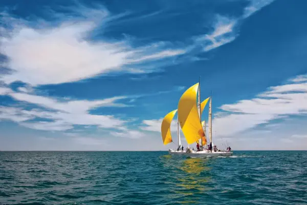 Afternoon sailing trip in coves of Frioul Islands