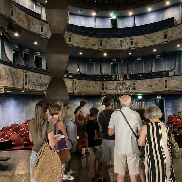 Les coulisses du théâtre Saint-Louis